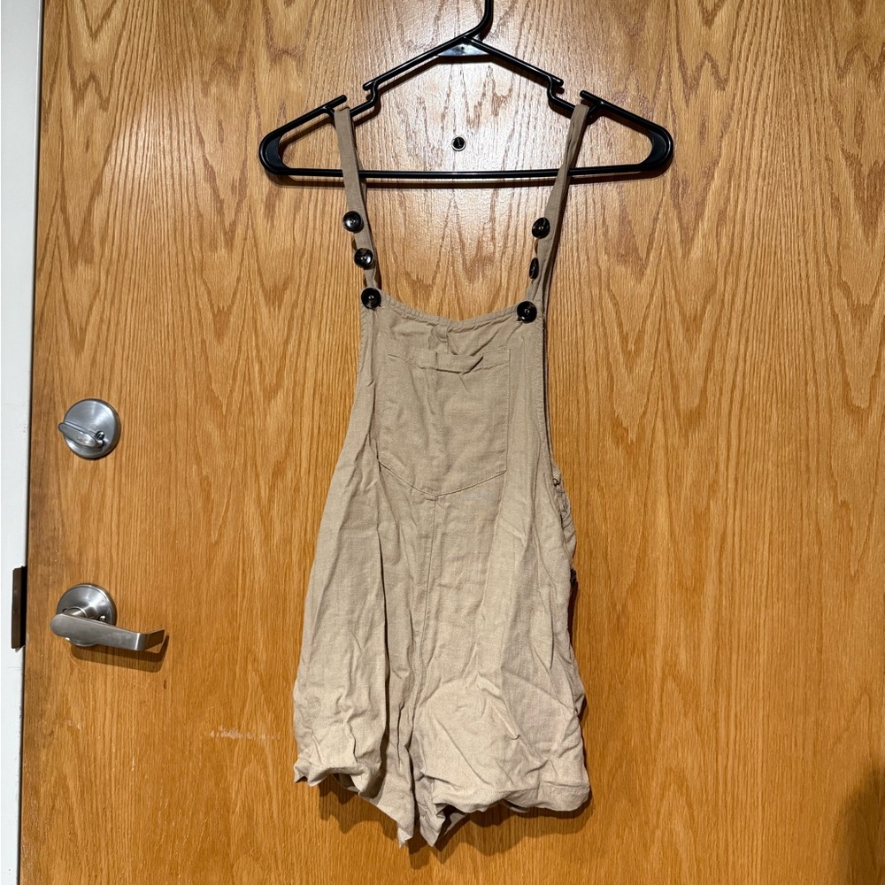 Lulus Small Sleeveless Romper in Soft Beige